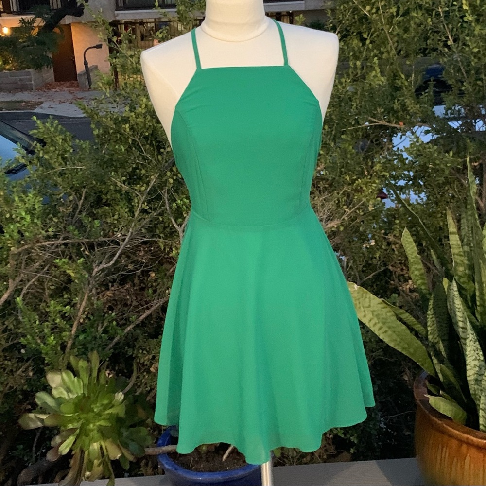 LULU’S Green Skater Dress CrissCross Strap Back Lined New With Tags Size XS